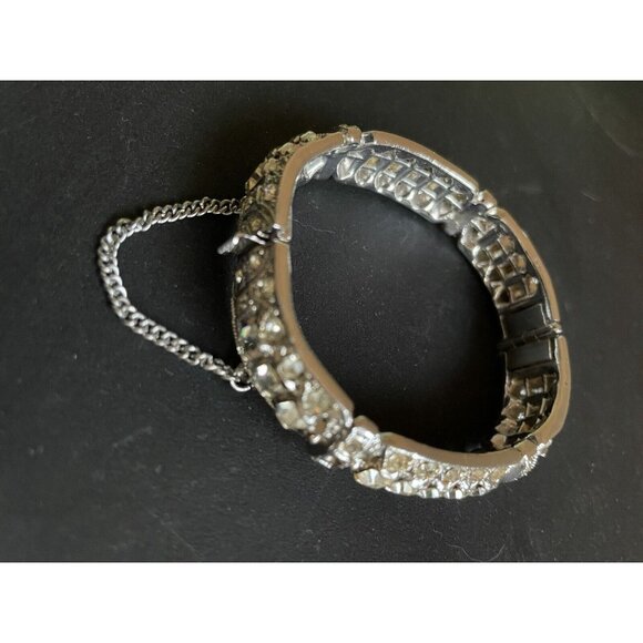 Vintage  Silver Tone Rhinestone Fold Over Clasp Tennis Bracelet - Picture 2 of 2